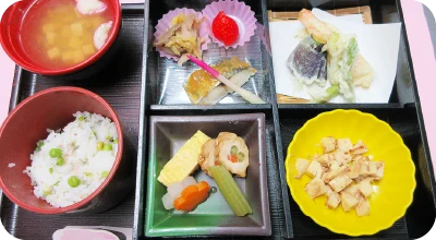 食事とおやつ・喫茶